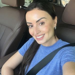 Meet your Posher, Cristina